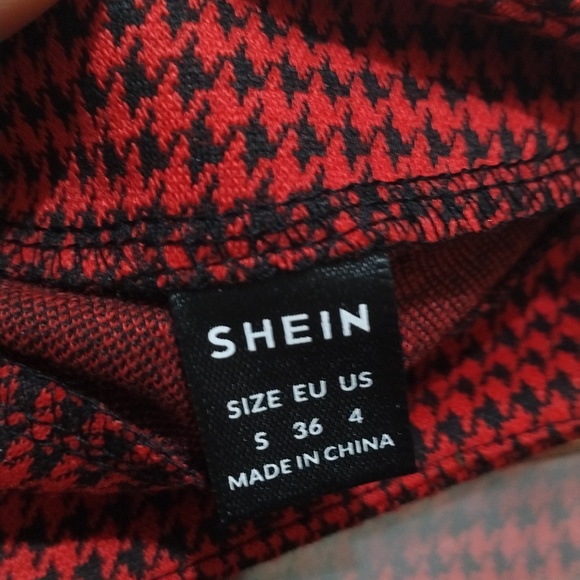 💗$5 NWOT women's size small skirt - Picture 2 of 2